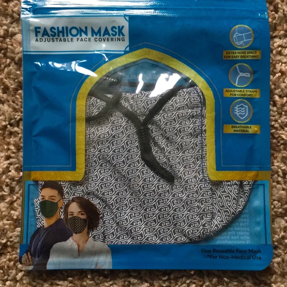 😷 Unisex Face Mask